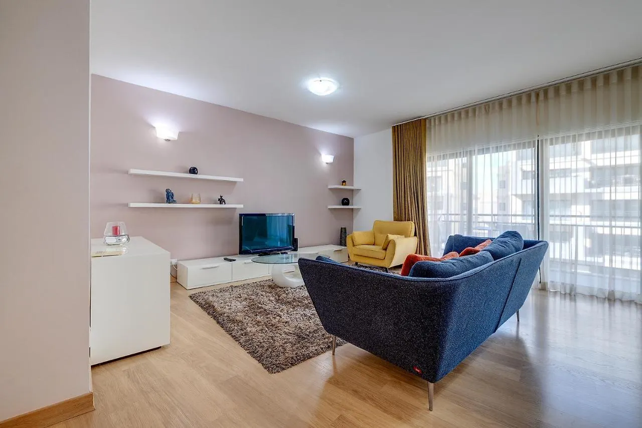 Seaside Serenity Your Own Private Getaway In St Julians Saint Julian's Apartment